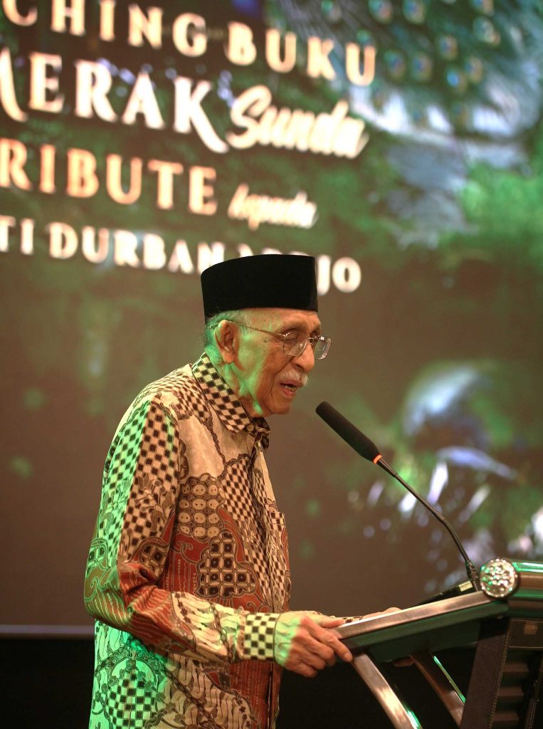 Durban Latief Ardjo, suami almarhumah Irawati.